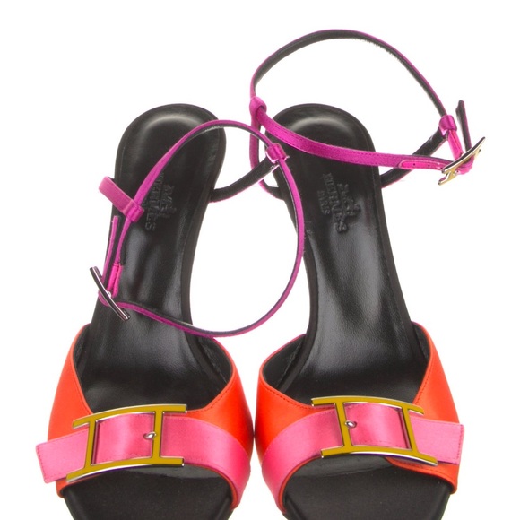 Hermès Cocktail Satin Slingbacks - Picture 2 of 8